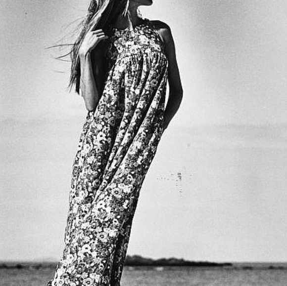 Looking Comfortable is the New Black! 🌞 - Picture 6 of 12